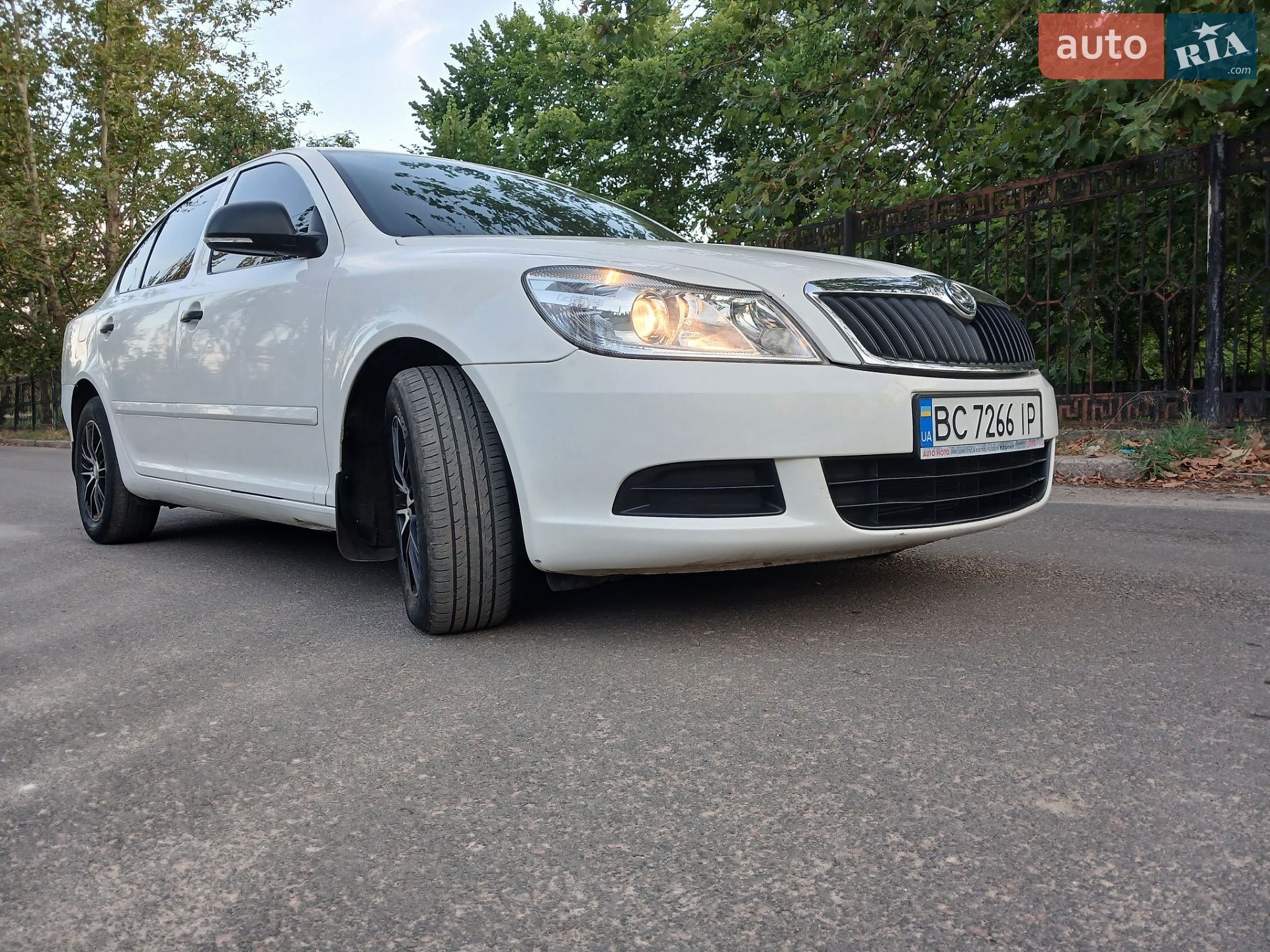 Skoda Octavia 2010 VIN TMBDT21Z1B8010350 фото оголошення 18 з 38