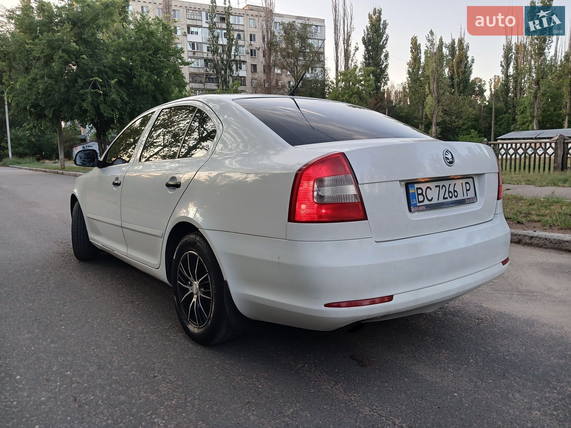 Skoda Octavia 2010 VIN TMBDT21Z1B8010350 фото оголошення 22 з 38