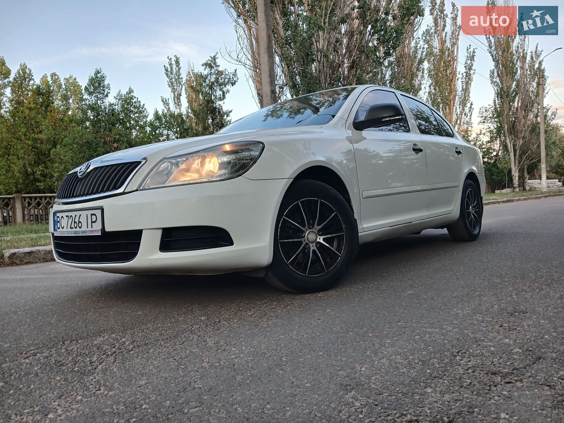 Skoda Octavia 2010 VIN TMBDT21Z1B8010350 фото оголошення 25 з 38