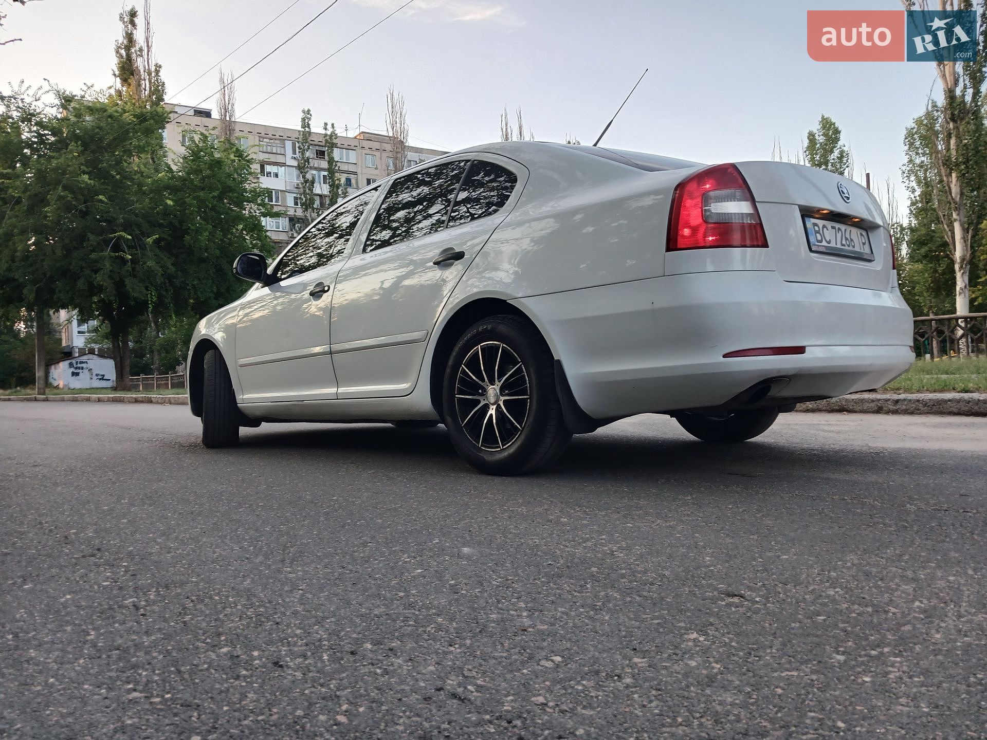 Skoda Octavia 2010 VIN TMBDT21Z1B8010350 фото оголошення 26 з 38