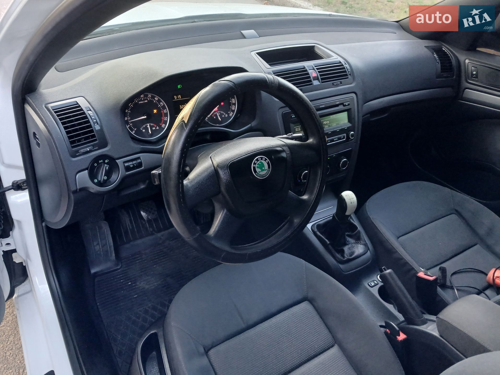 Skoda Octavia 2010 VIN TMBDT21Z1B8010350 фото оголошення 35 з 38
