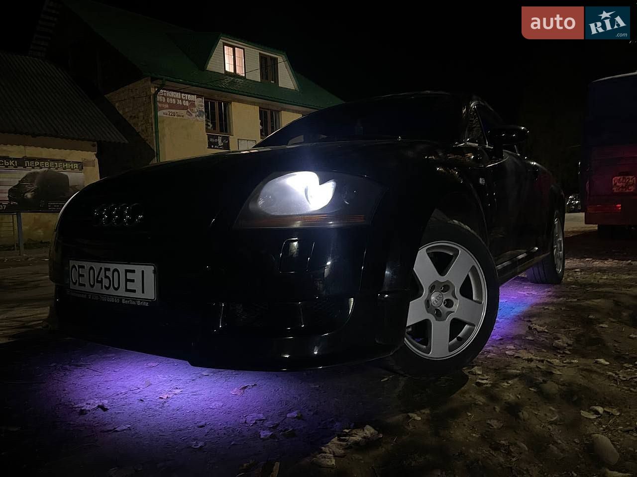 Audi TT 1998 VIN TRUZZZ8NZX1004009 фото оголошення 5 з 15