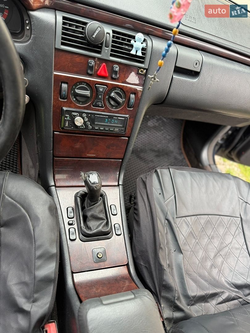 Mercedes-Benz E-Class 1997 VIN WDB2100351A345040 фото оголошення 8 з 15
