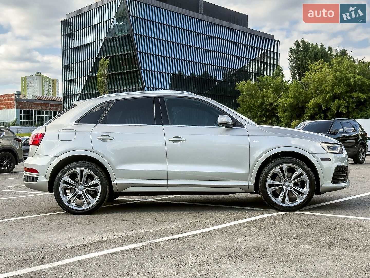 Audi Q3 2017 VIN WA1GCCFSXHR001769 фото оголошення 6 з 40