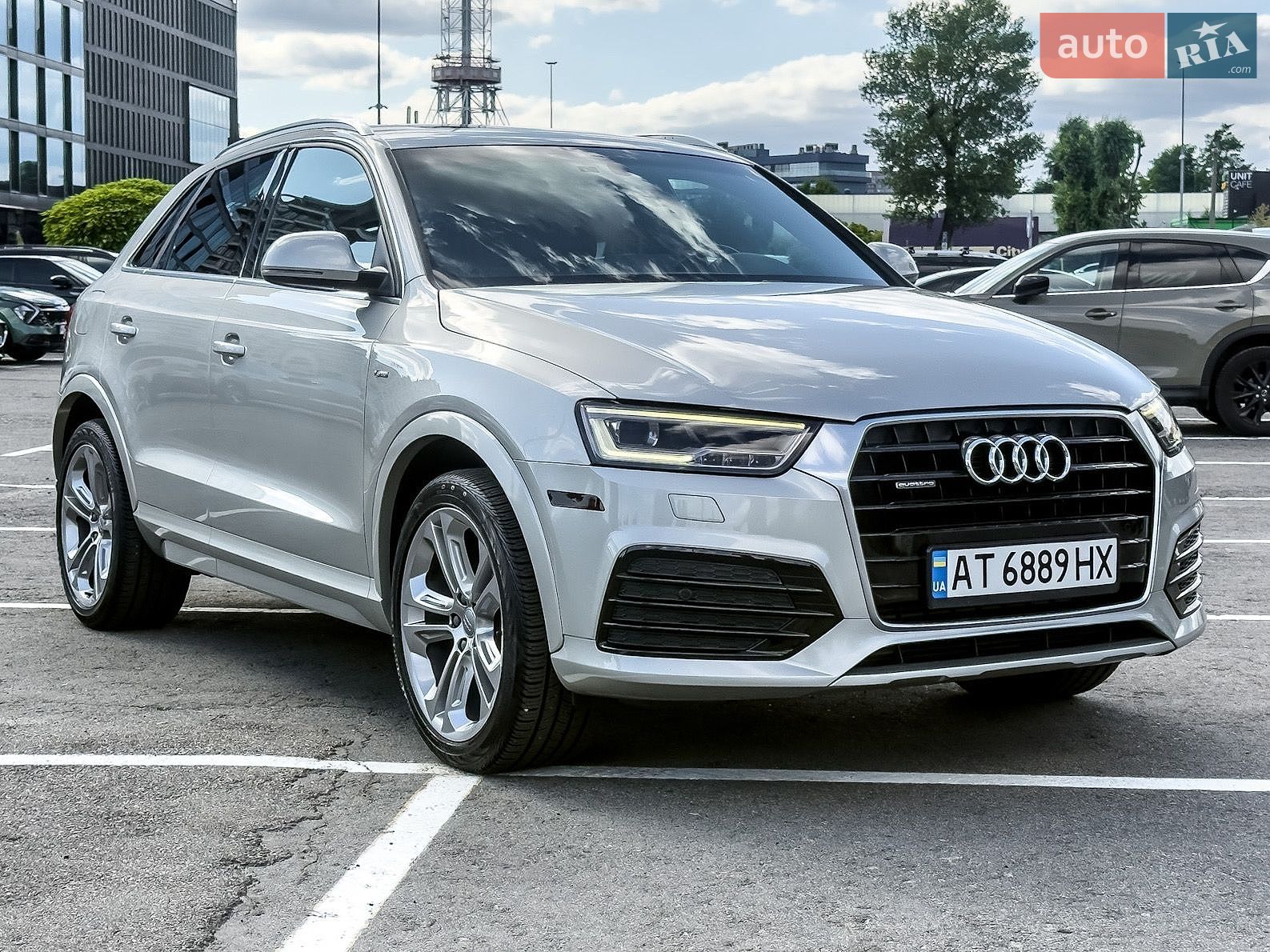 Audi Q3 2017 VIN WA1GCCFSXHR001769 фото оголошення 4 з 40
