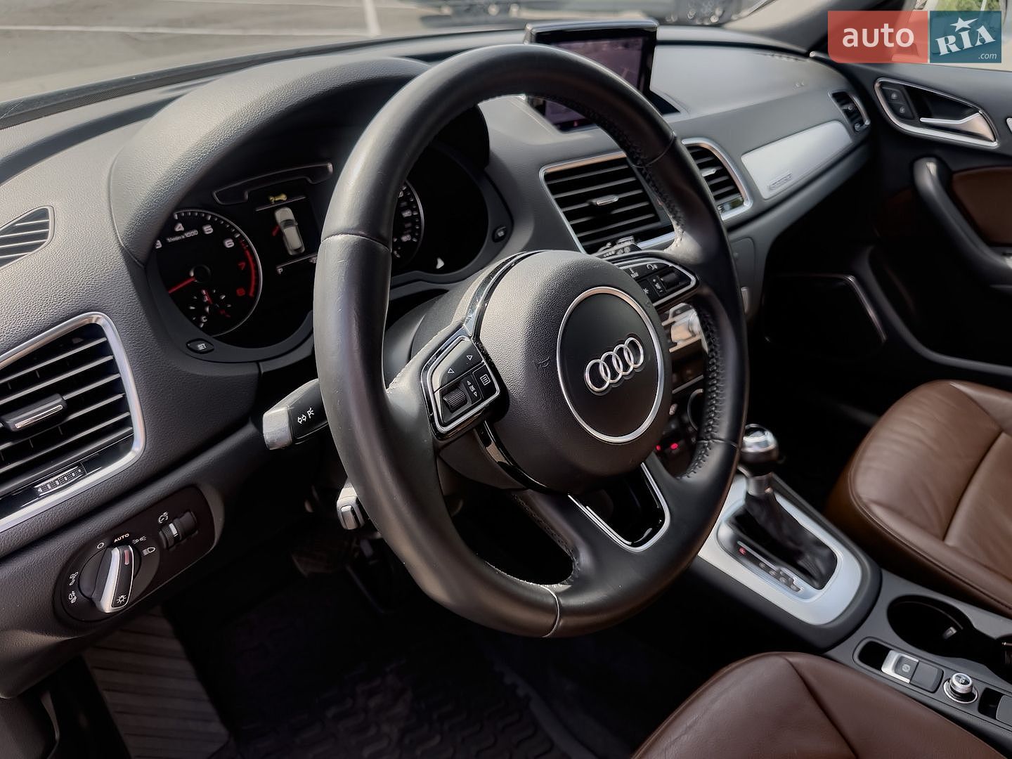 Audi Q3 2017 VIN WA1GCCFSXHR001769 фото оголошення 19 з 40