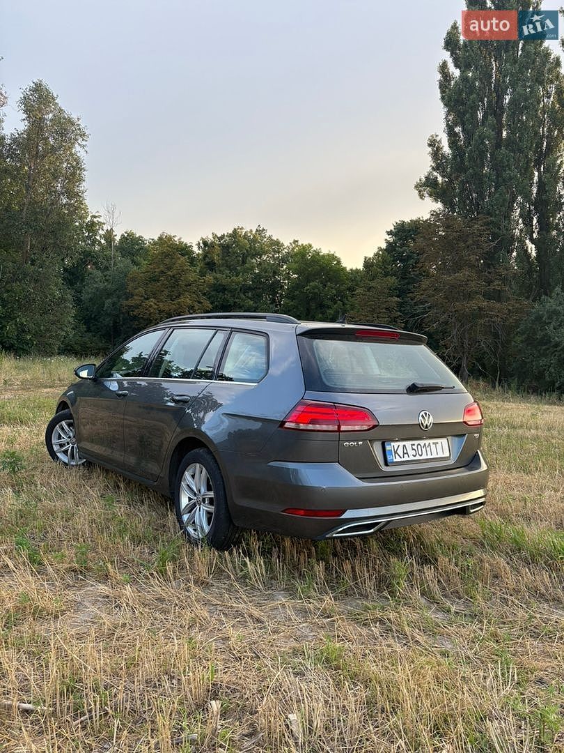 Volkswagen Golf 2017 VIN WVWZZZAUZHP790381 фото оголошення 7 з 31