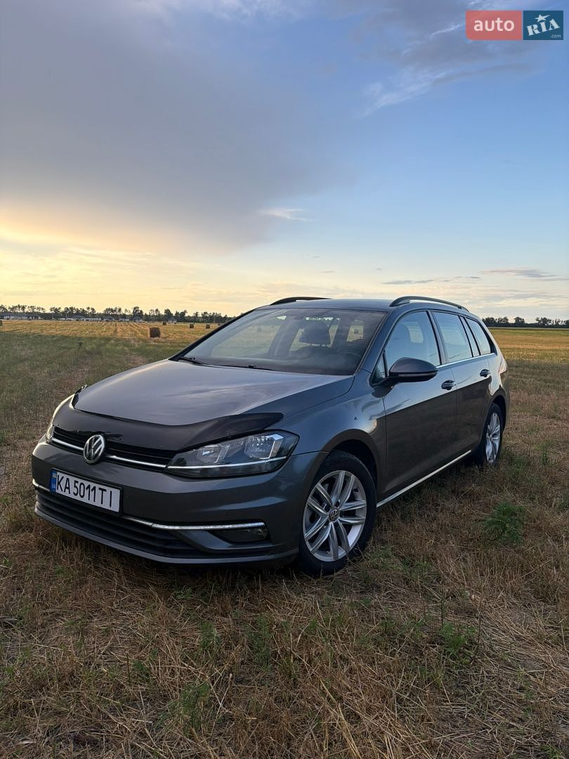 Volkswagen Golf 2017 VIN WVWZZZAUZHP790381 фото оголошення 10 з 31