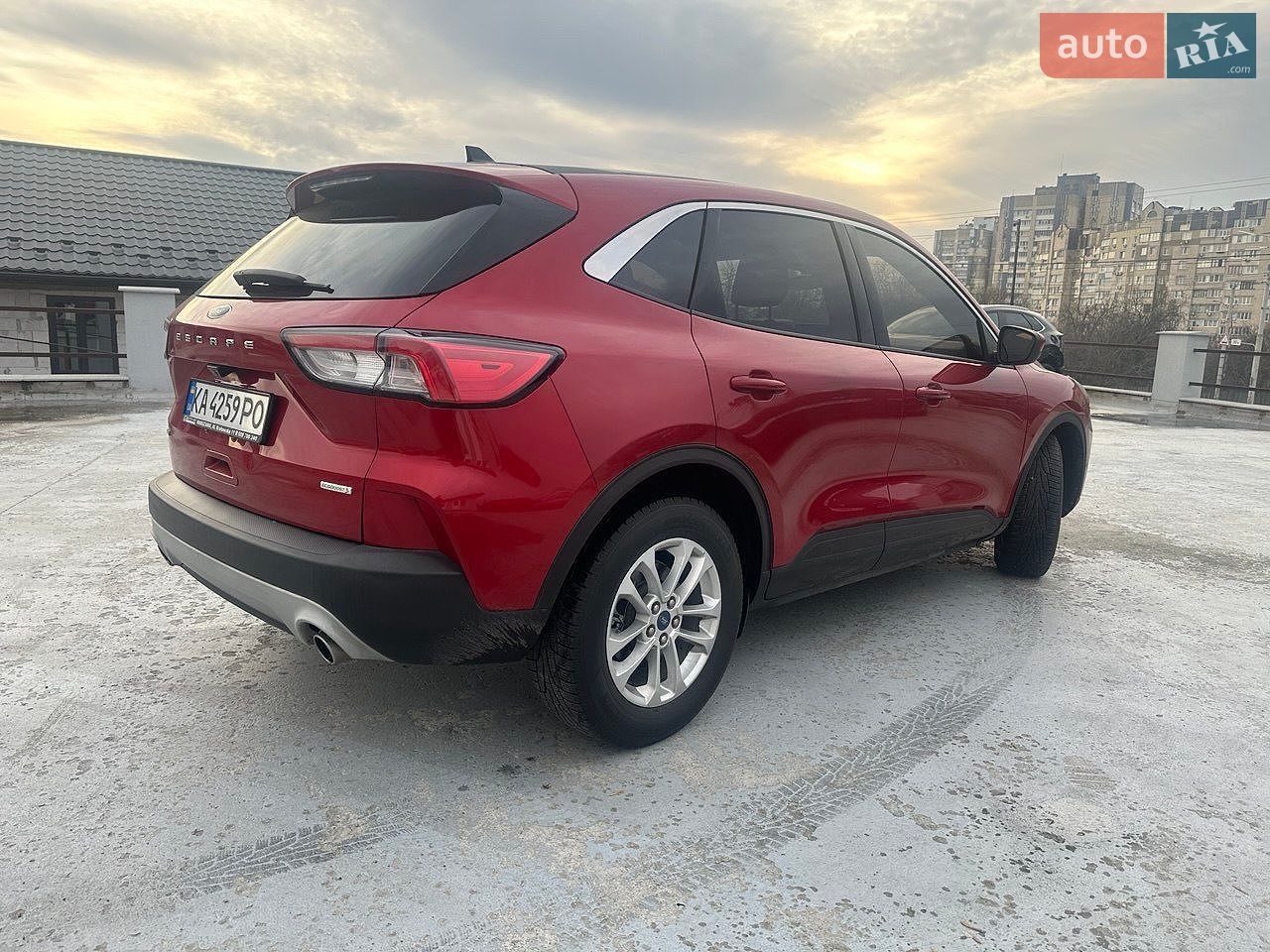 Ford Escape 2019 VIN 1FMCU0G69LUA77468 фото оголошення 5 з 9