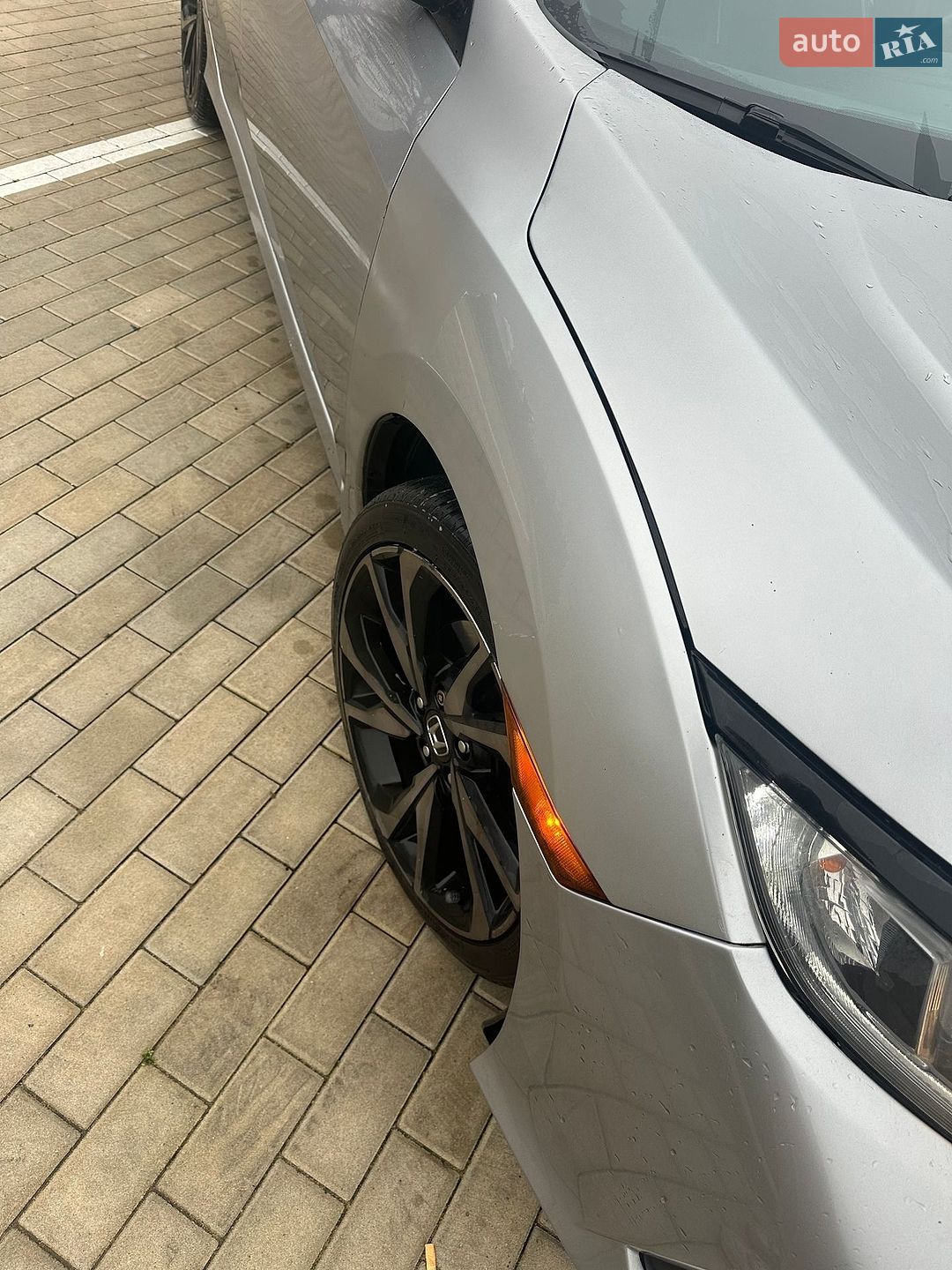 Honda Civic 2019 VIN 2HGFC2F89KH579824 фото оголошення 4 з 4