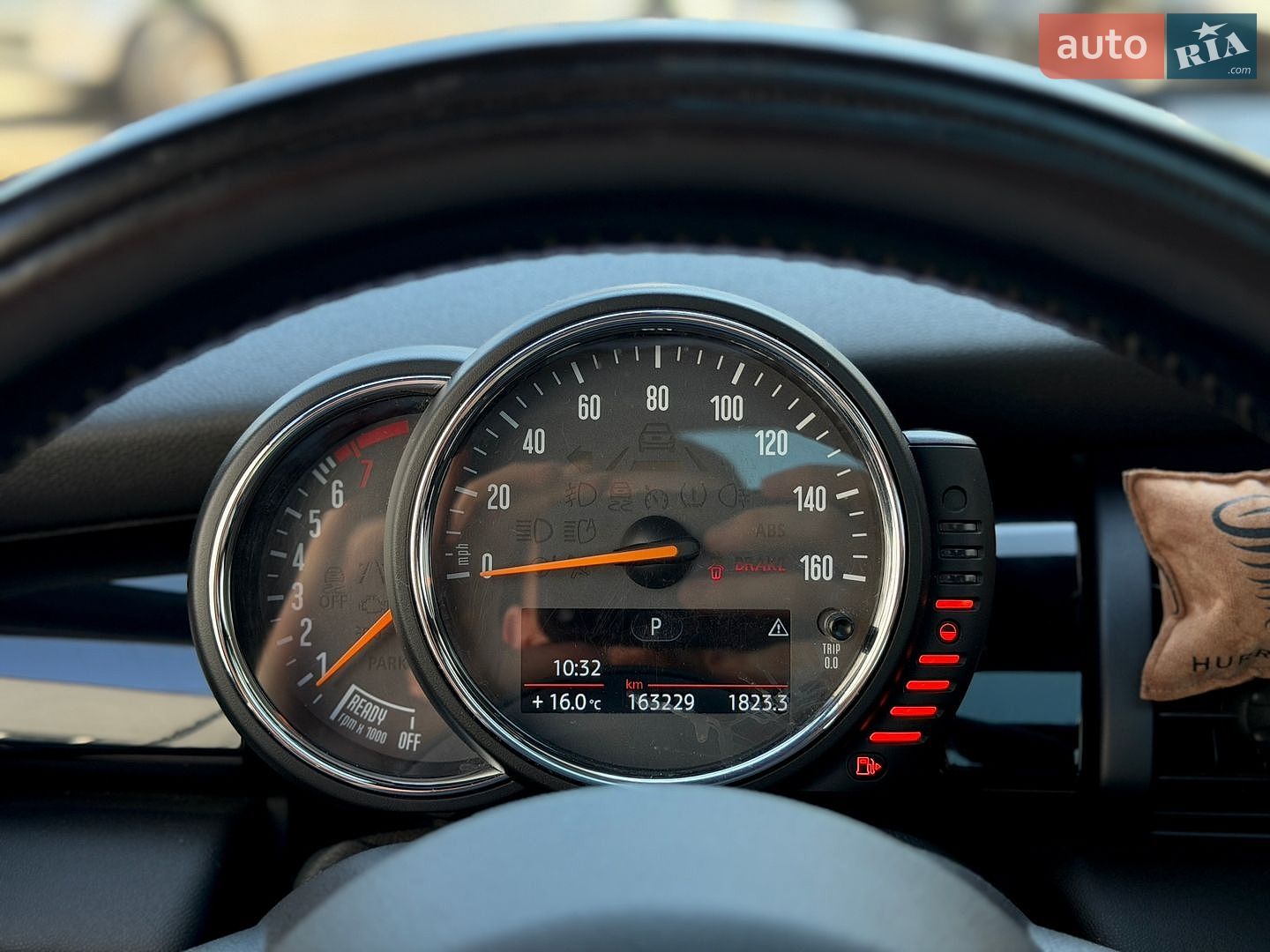 MINI Cooper 2015 VIN WMWXP7C56F2A41448 фото оголошення 16 з 23