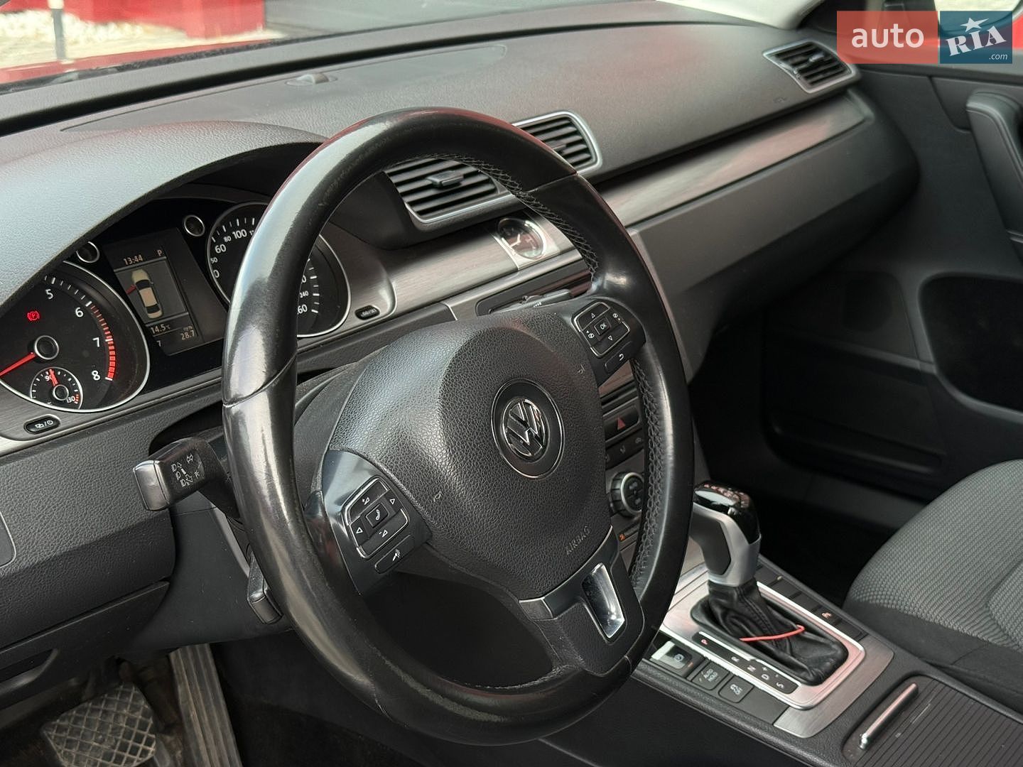 Volkswagen Passat 2013 VIN WVWZZZ3CZDP031728 фото оголошення 24 з 34
