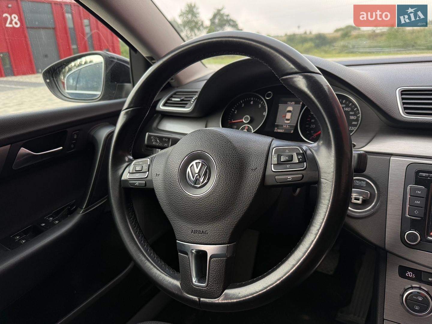 Volkswagen Passat 2013 VIN WVWZZZ3CZDP031728 фото оголошення 29 з 34