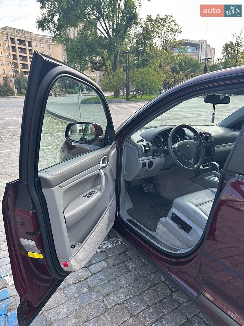 Porsche Cayenne 2008 VIN WP1ZZZ9PZ8LA53728 фото оголошення 33 з 49