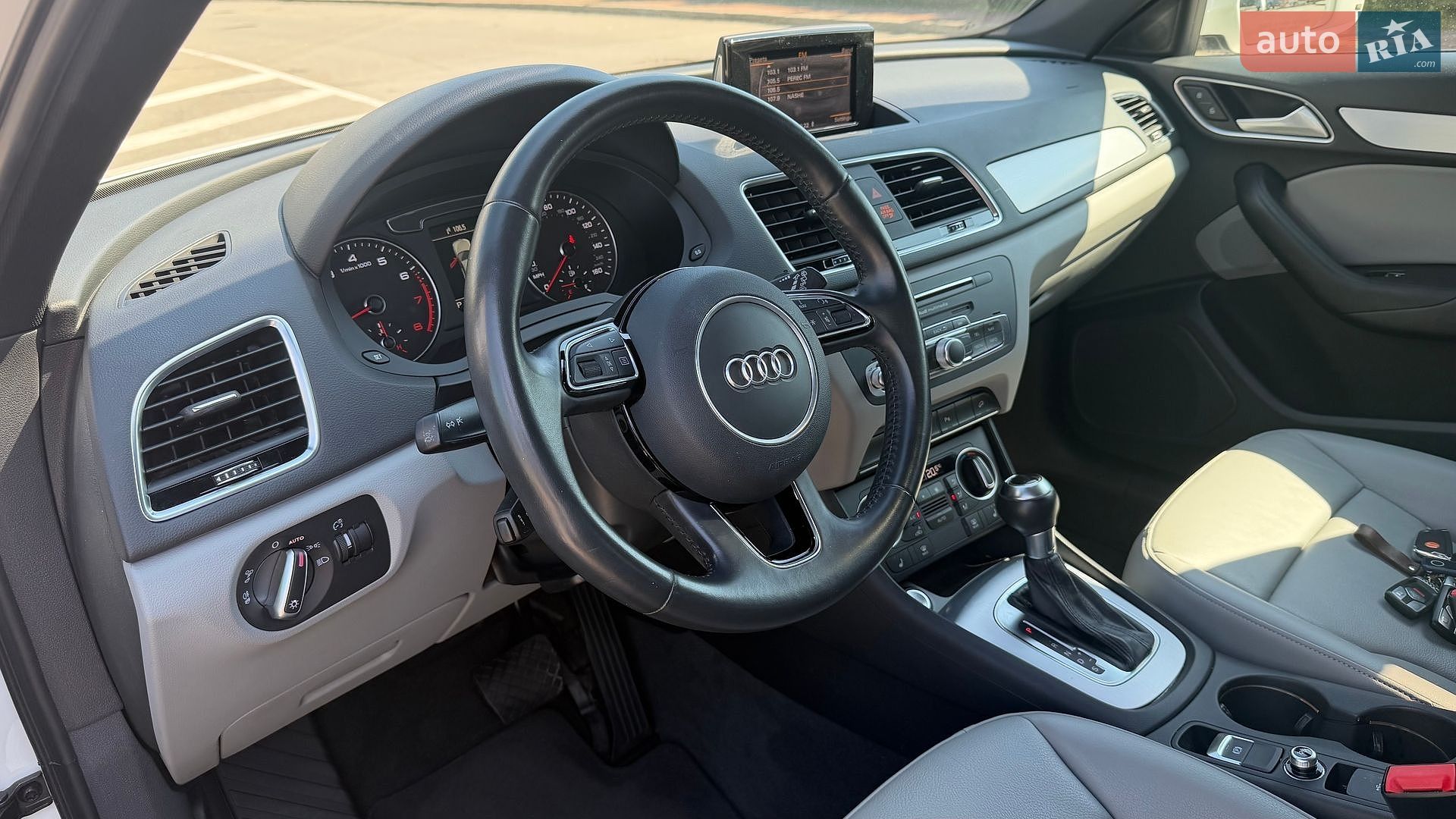 Audi Q3 2018 VIN WA1BCCFS1JR031565 фото оголошення 23 з 26