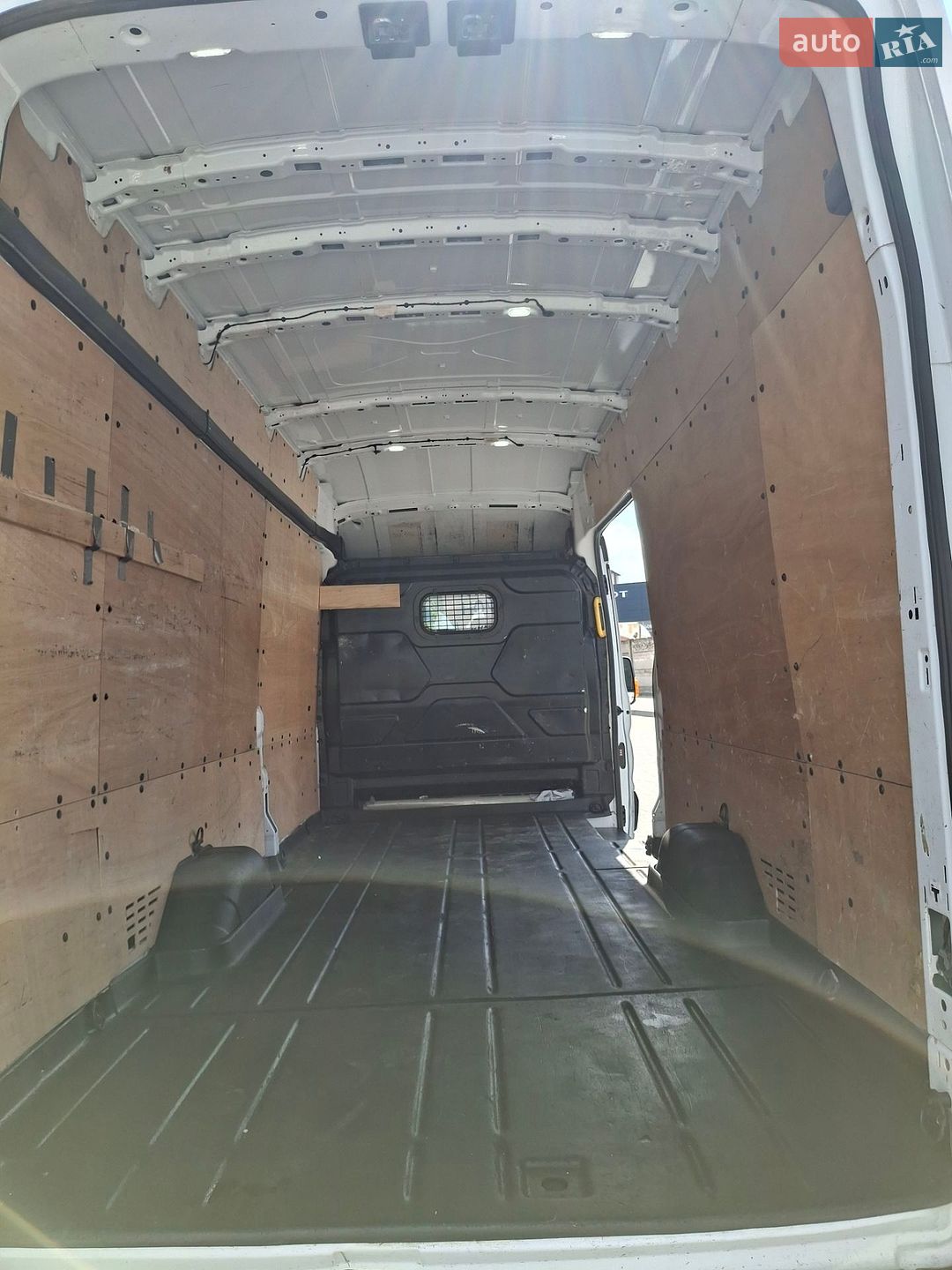 Ford Transit 2018 VIN WF0XXXTTGXJL02414 фото оголошення 26 з 38