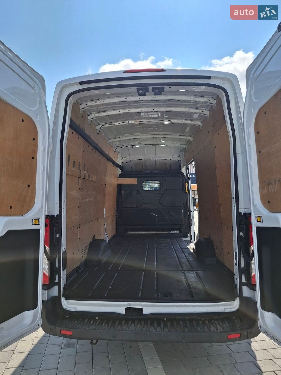 Ford Transit 2018 VIN WF0XXXTTGXJL02414 фото оголошення 29 з 38