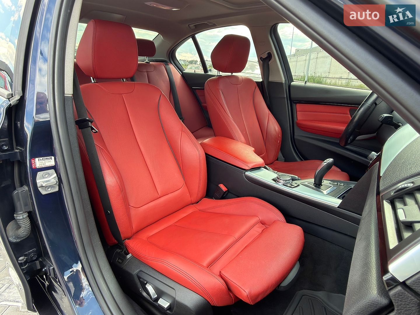 BMW 3 Series 2015 VIN WBA8A3C50GK689302 фото оголошення 11 з 19