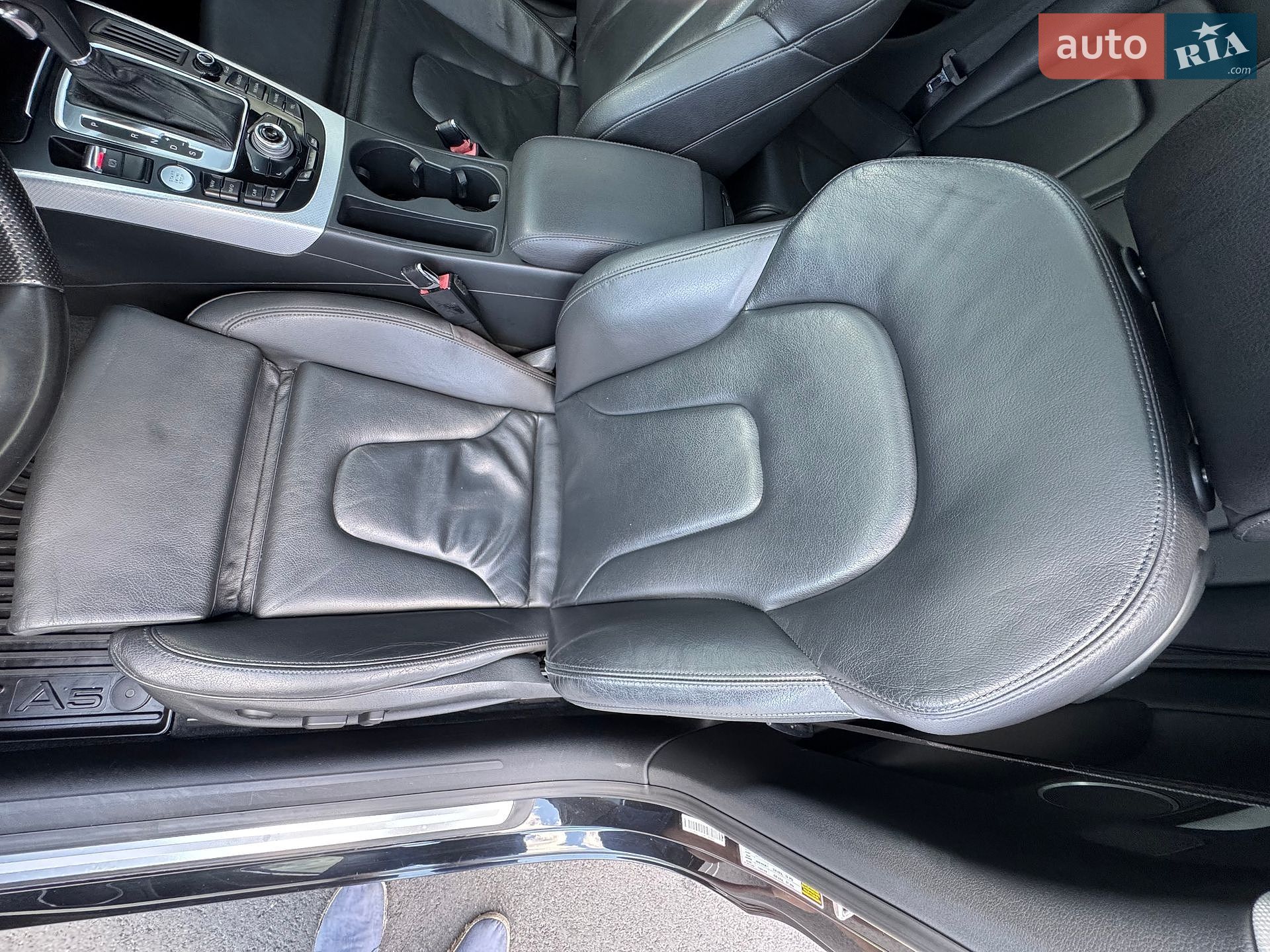 Audi A5 2011 VIN WAULFAFR7CA021866 фото оголошення 28 з 40
