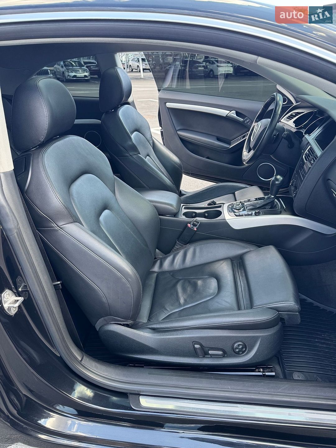 Audi A5 2011 VIN WAULFAFR7CA021866 фото оголошення 35 з 40