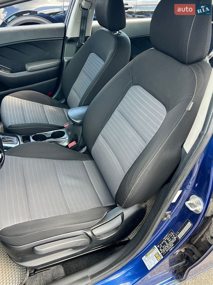 Kia Forte 2018 VIN 3KPFL4A79JE259860 фото оголошення 9 з 11
