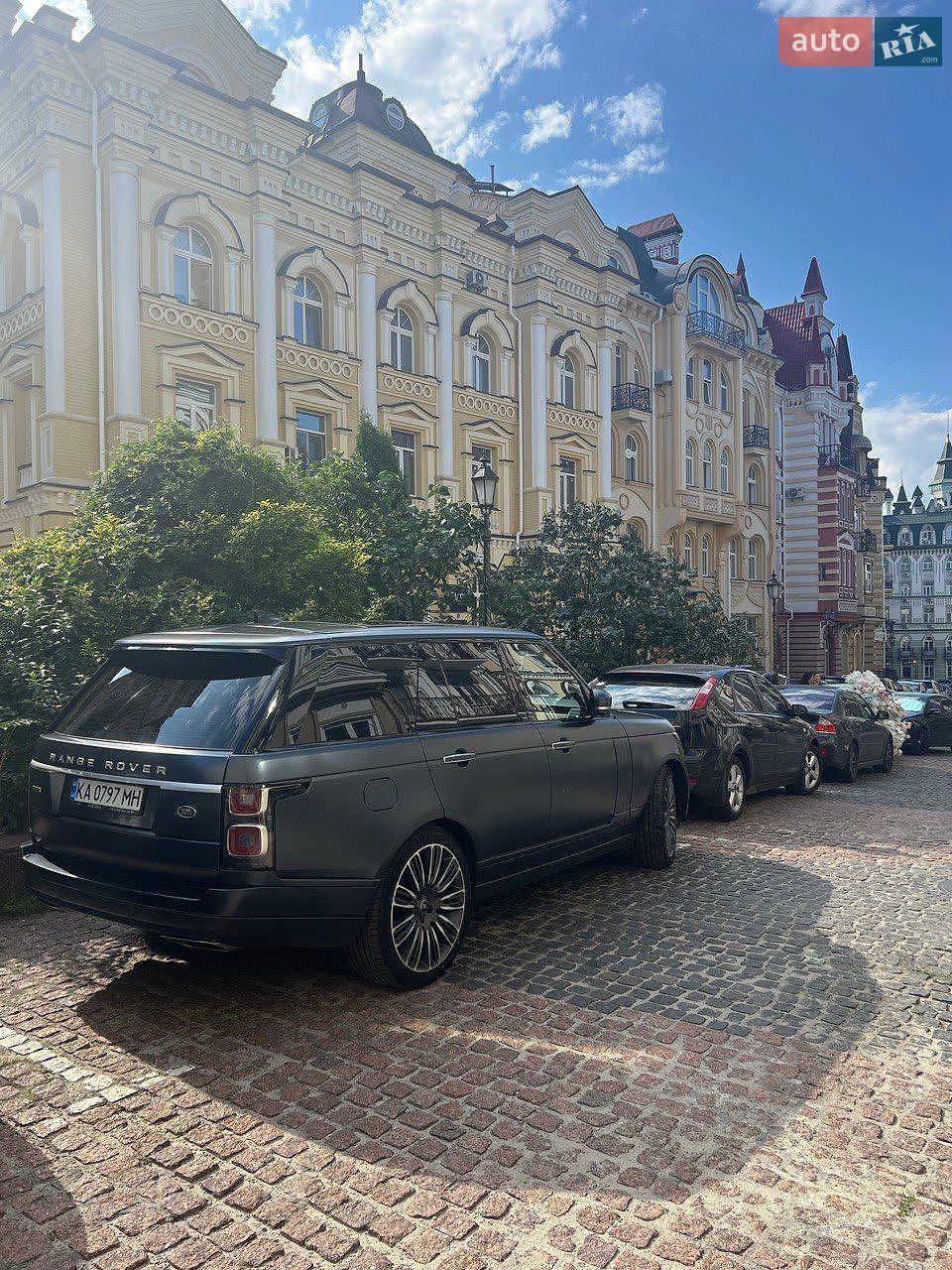 Land Rover Range Rover 2019 VIN SALGA2BJ7LA588449 фото оголошення 9 з 39