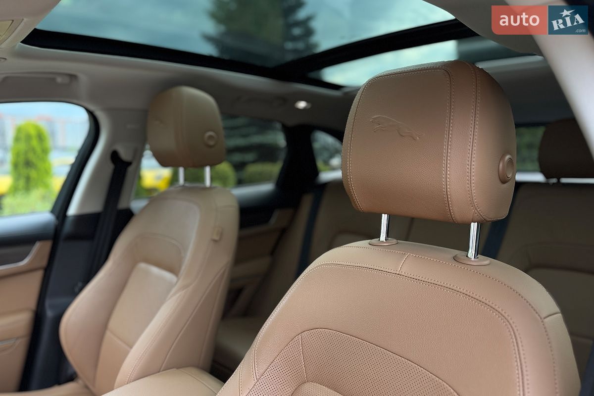 Jaguar F-Pace 2021 VIN SADCJ2EX9MA667696 фото оголошення 11 з 40