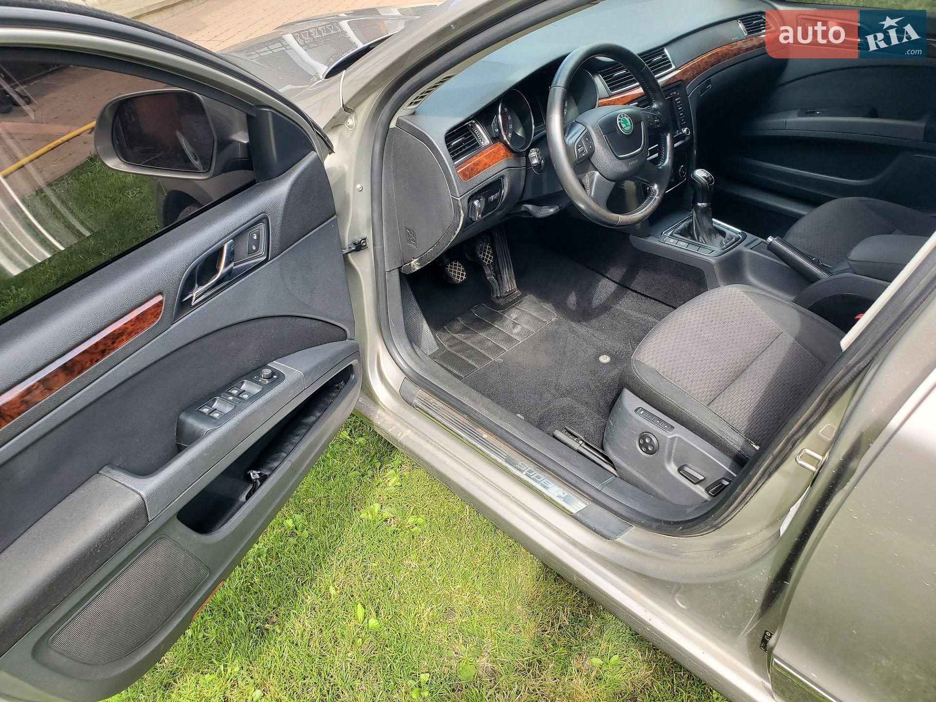Skoda Superb 2008 VIN TMBAF93T499013419 фото оголошення 19 з 34