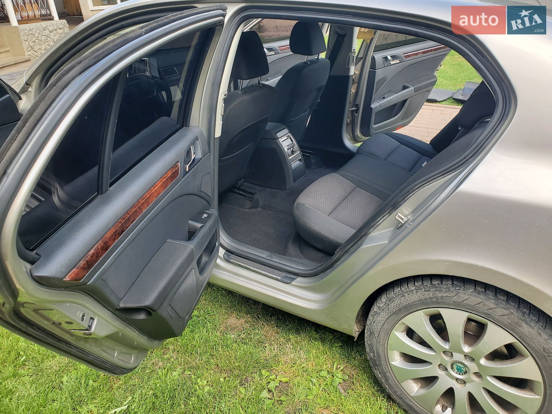 Skoda Superb 2008 VIN TMBAF93T499013419 фото оголошення 22 з 34