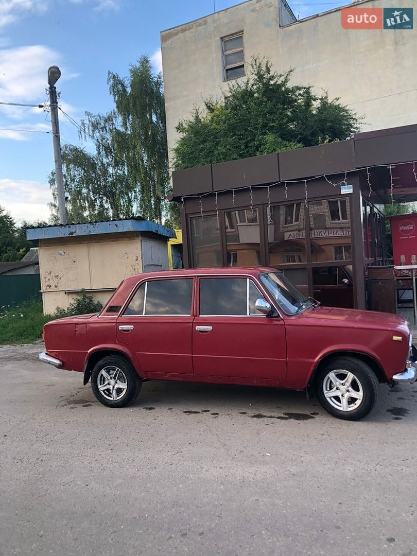 ВАЗ / Lada 2101 1989 VIN XTA210130F4585749 фото оголошення 2 з 8
