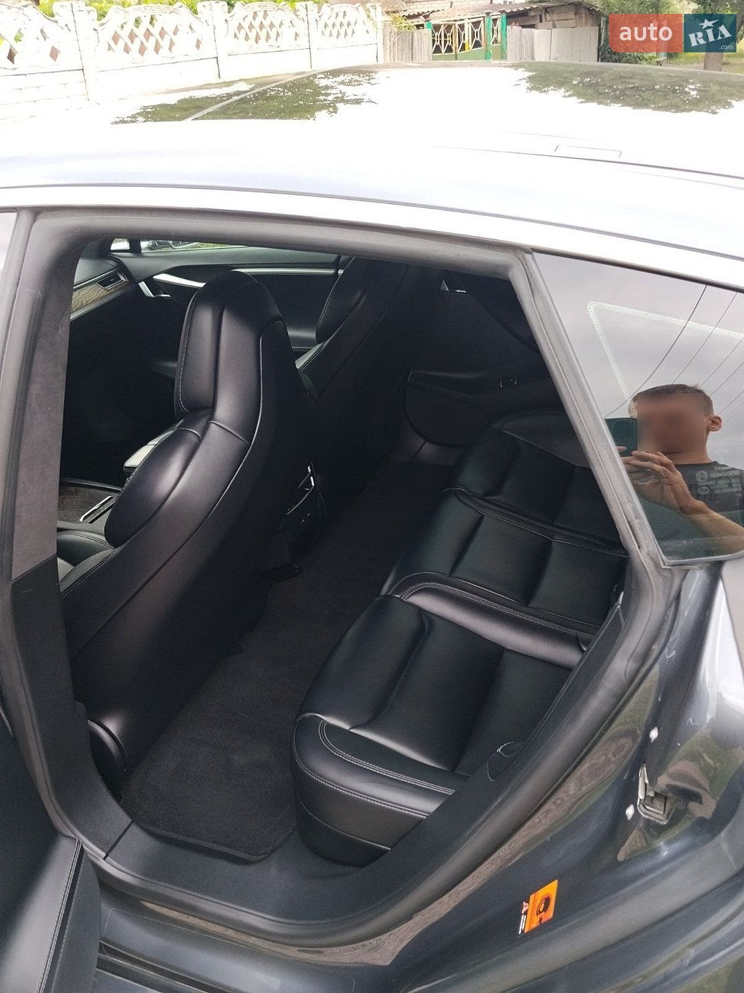 Tesla Model S 2018 VIN 5YJSA1E2XJF245204 фото оголошення 8 з 20