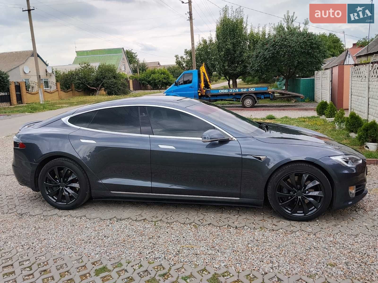 Tesla Model S 2018 VIN 5YJSA1E2XJF245204 фото оголошення 11 з 20