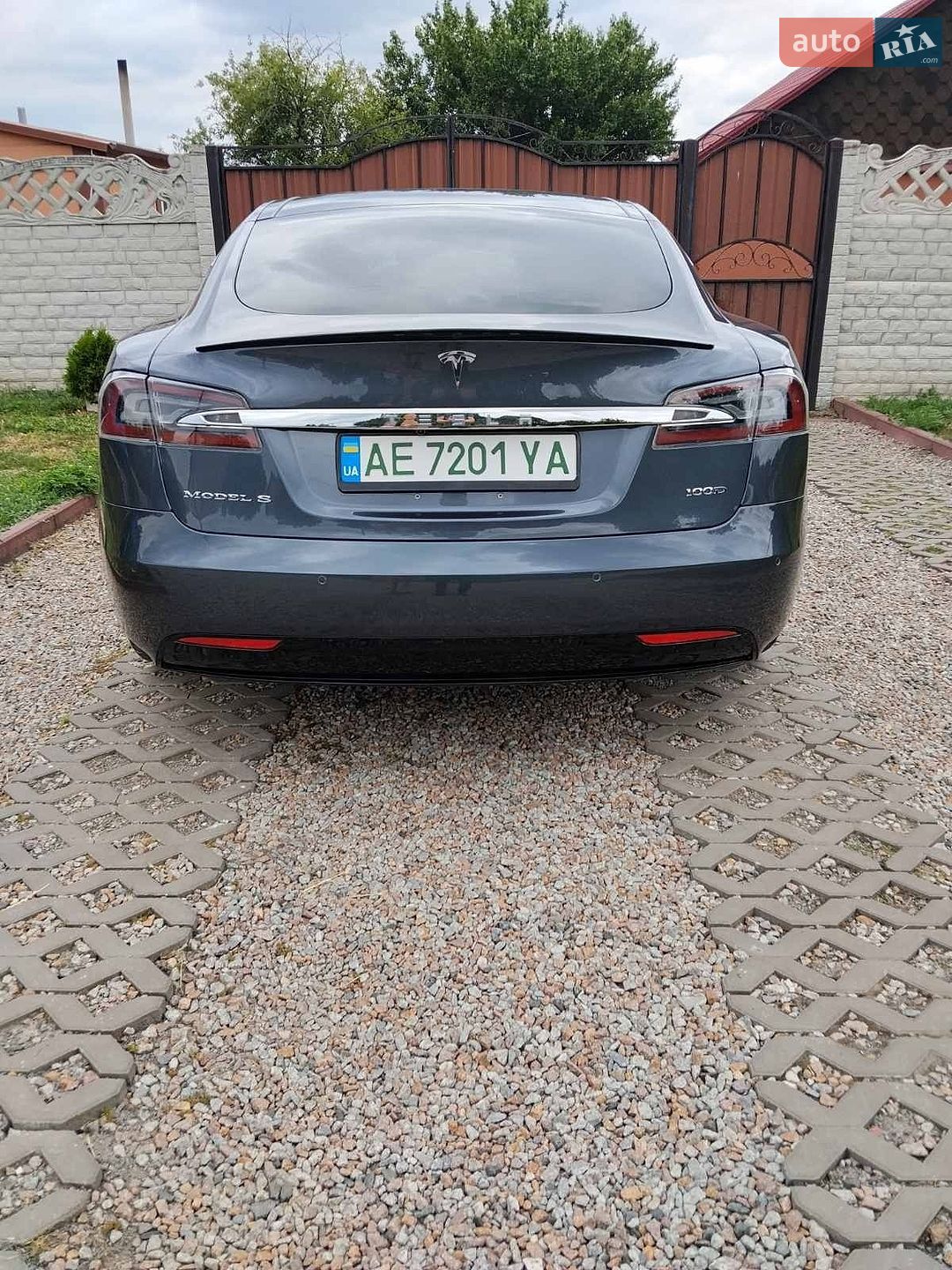 Tesla Model S 2018 VIN 5YJSA1E2XJF245204 фото оголошення 19 з 20