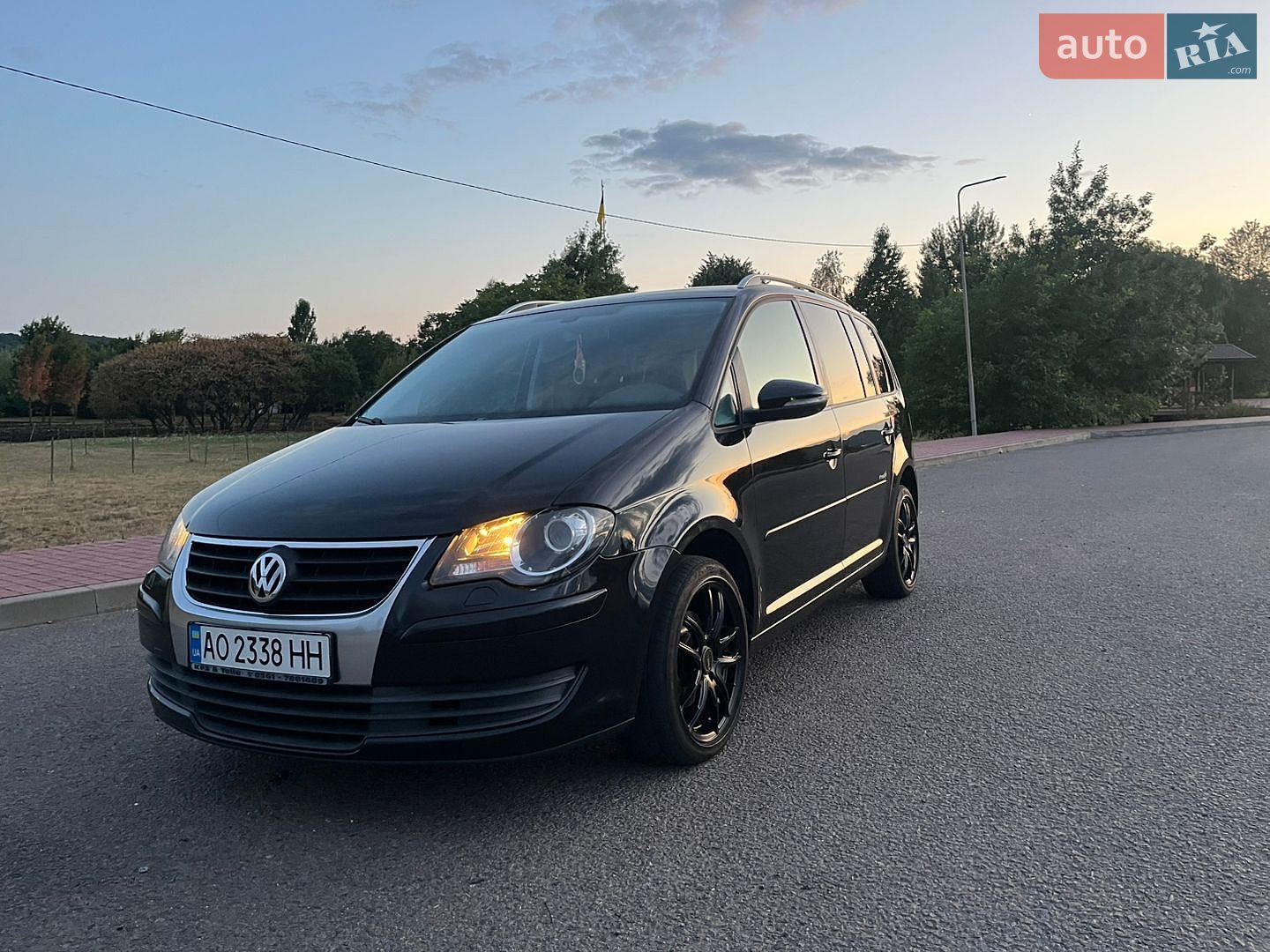 Volkswagen Touran 2009 VIN WVGZZZ1TZAW011144 фото оголошення 4 з 42