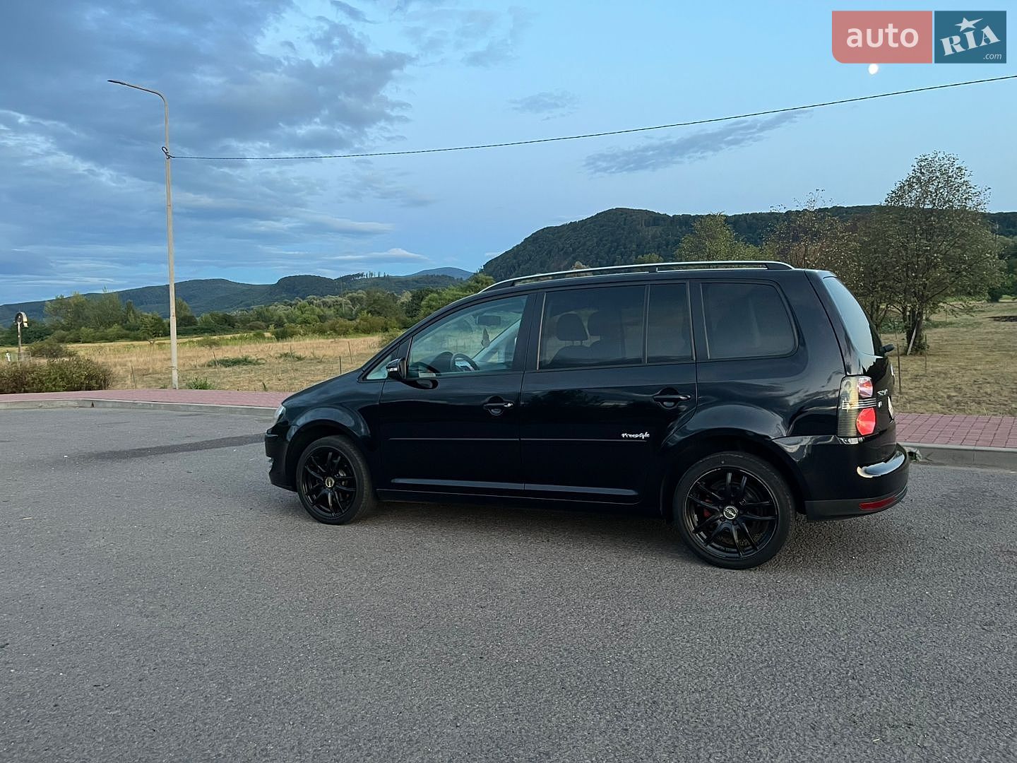 Volkswagen Touran 2009 VIN WVGZZZ1TZAW011144 фото оголошення 7 з 42