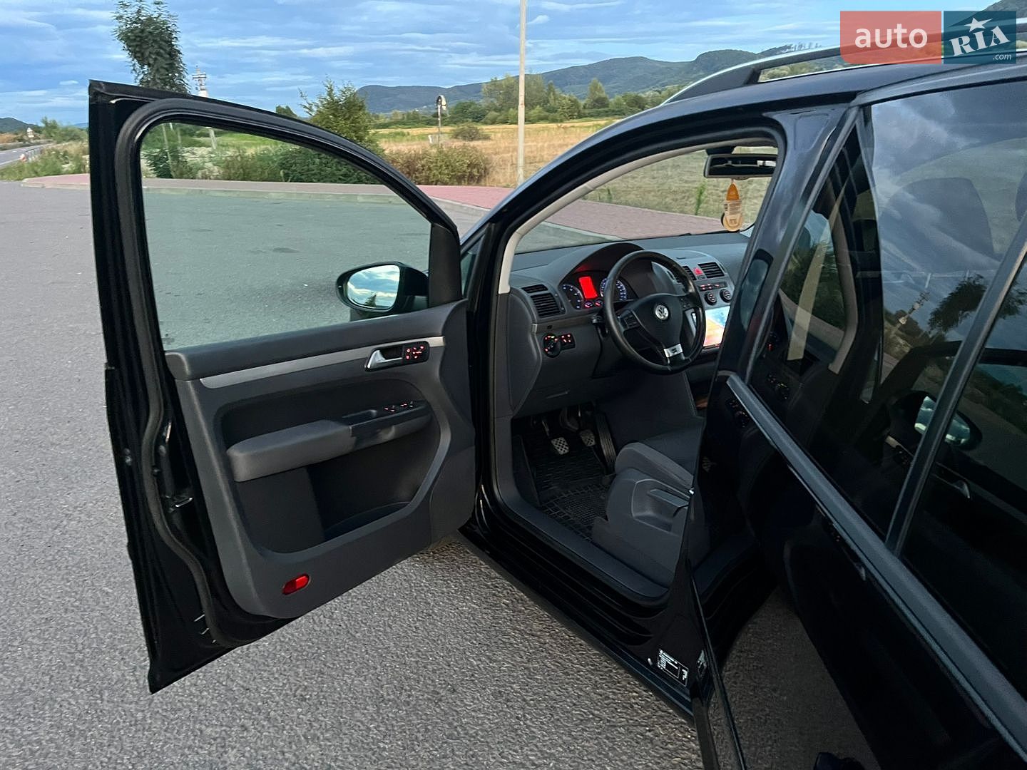 Volkswagen Touran 2009 VIN WVGZZZ1TZAW011144 фото оголошення 22 з 42