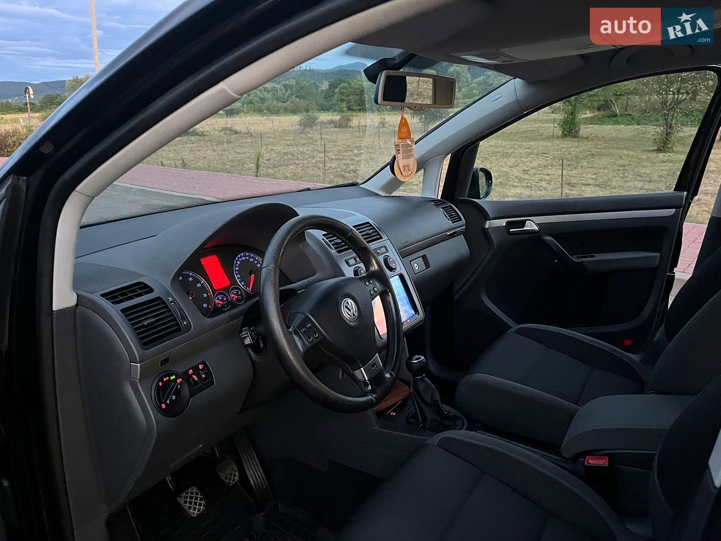 Volkswagen Touran 2009 VIN WVGZZZ1TZAW011144 фото оголошення 25 з 42