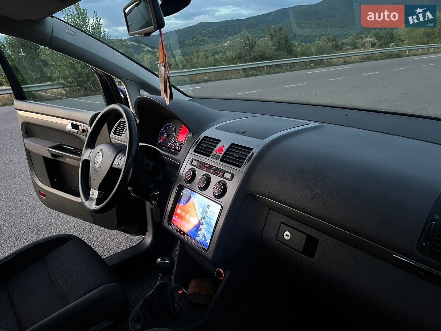 Volkswagen Touran 2009 VIN WVGZZZ1TZAW011144 фото оголошення 32 з 42