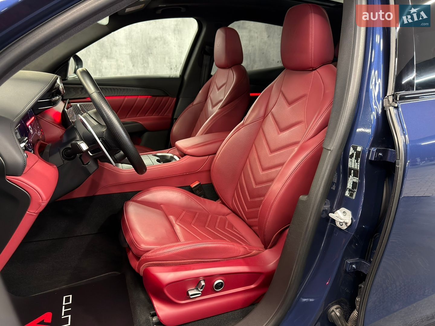 Maserati Grecale 2024 VIN ZN6PMDBA3S7461704 фото оголошення 18 з 29
