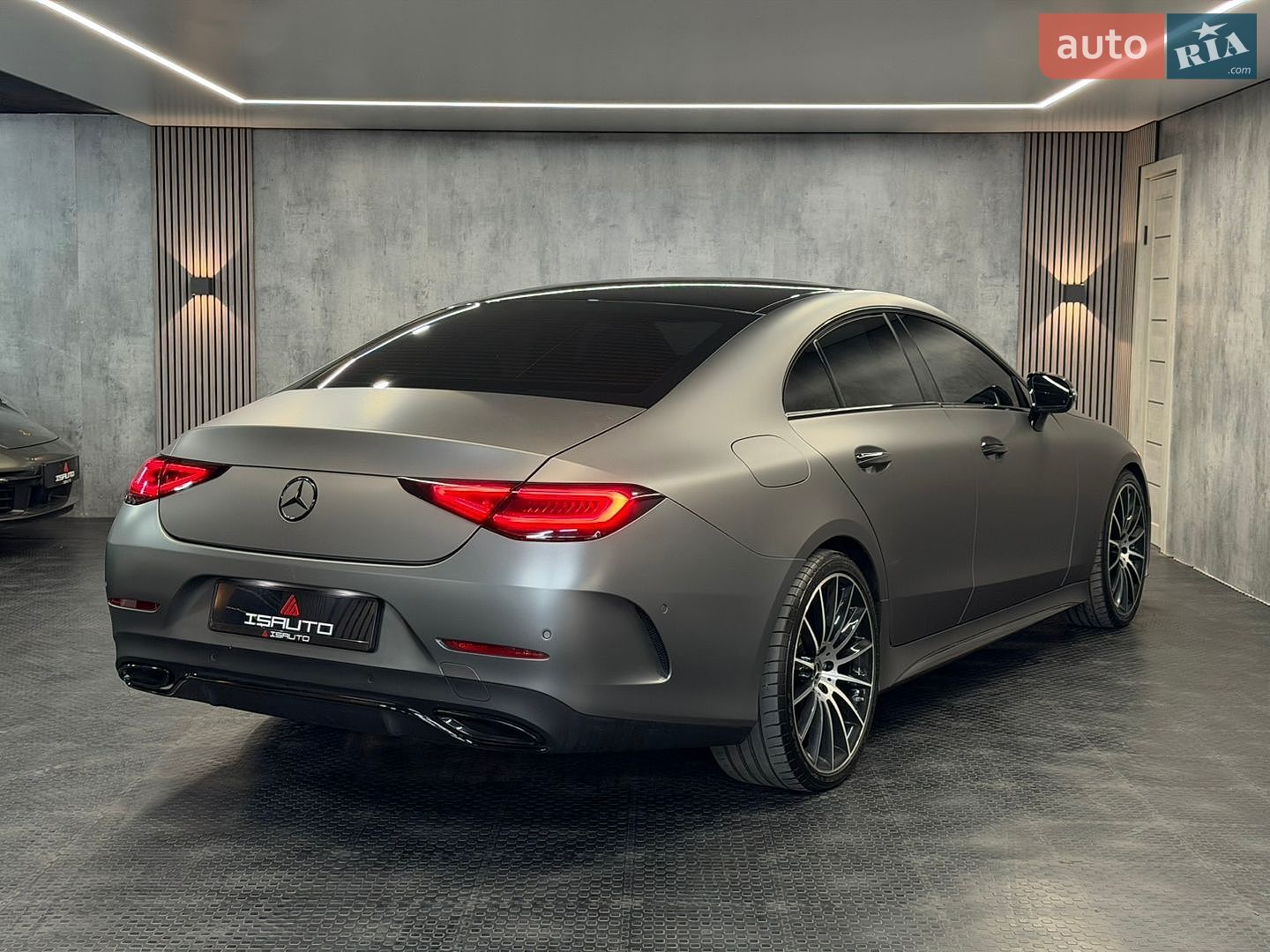 Mercedes-Benz CLS-Class 2019 VIN WDD2J5JBXLA048855 фото оголошення 10 з 28
