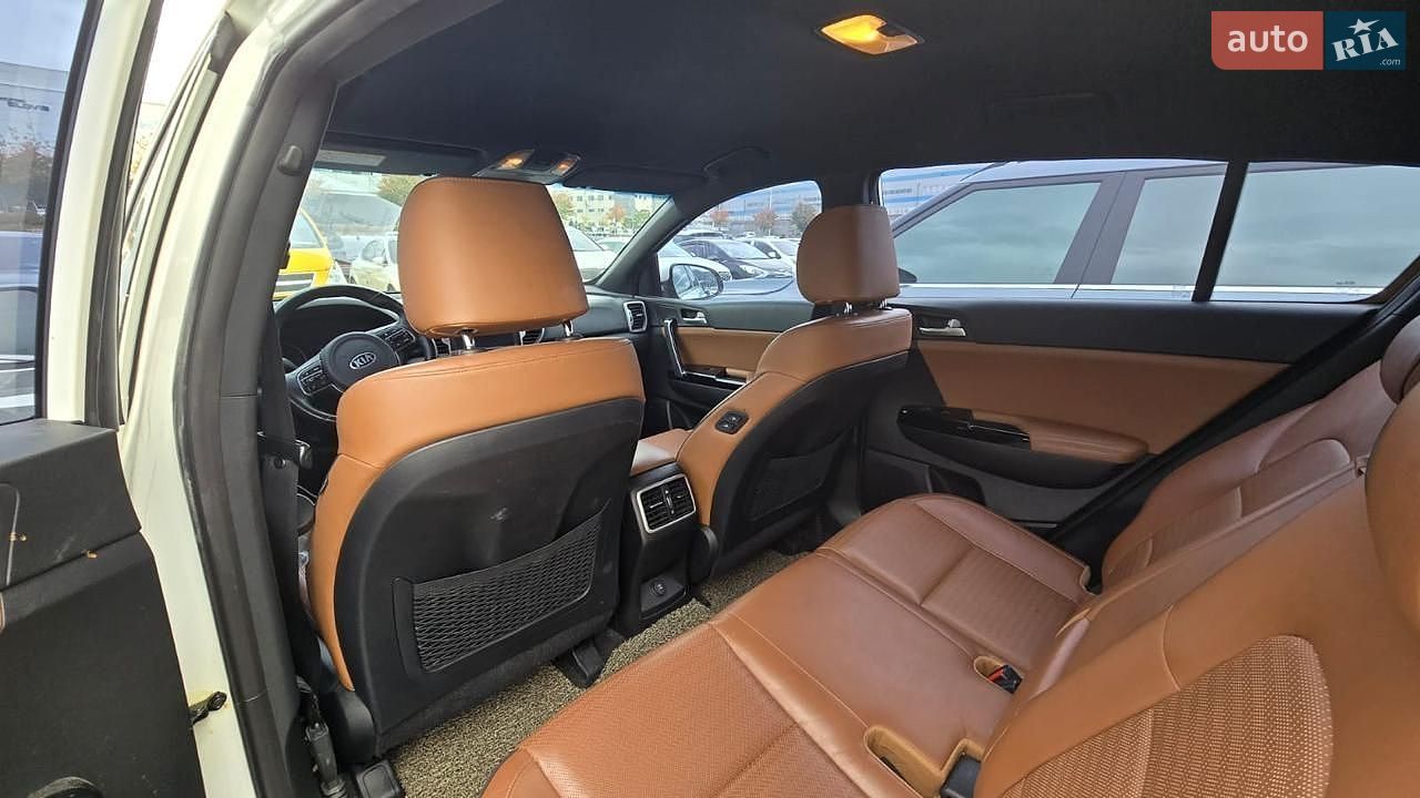 Kia Sportage 2017 VIN KNAPR813BJK374650 фото оголошення 12 з 23