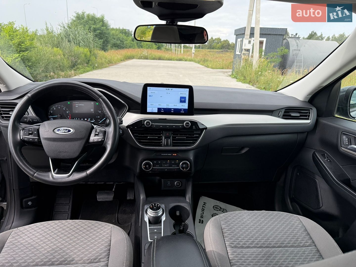 Ford Escape 2021 VIN 1FMCU9G60MUA96397 фото оголошення 16 з 23