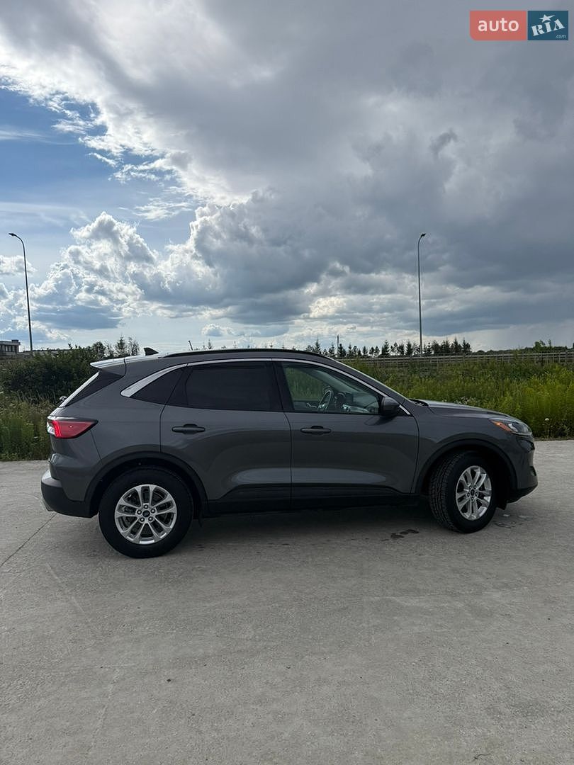 Ford Escape 2021 VIN 1FMCU9G60MUA96397 фото оголошення 4 з 23