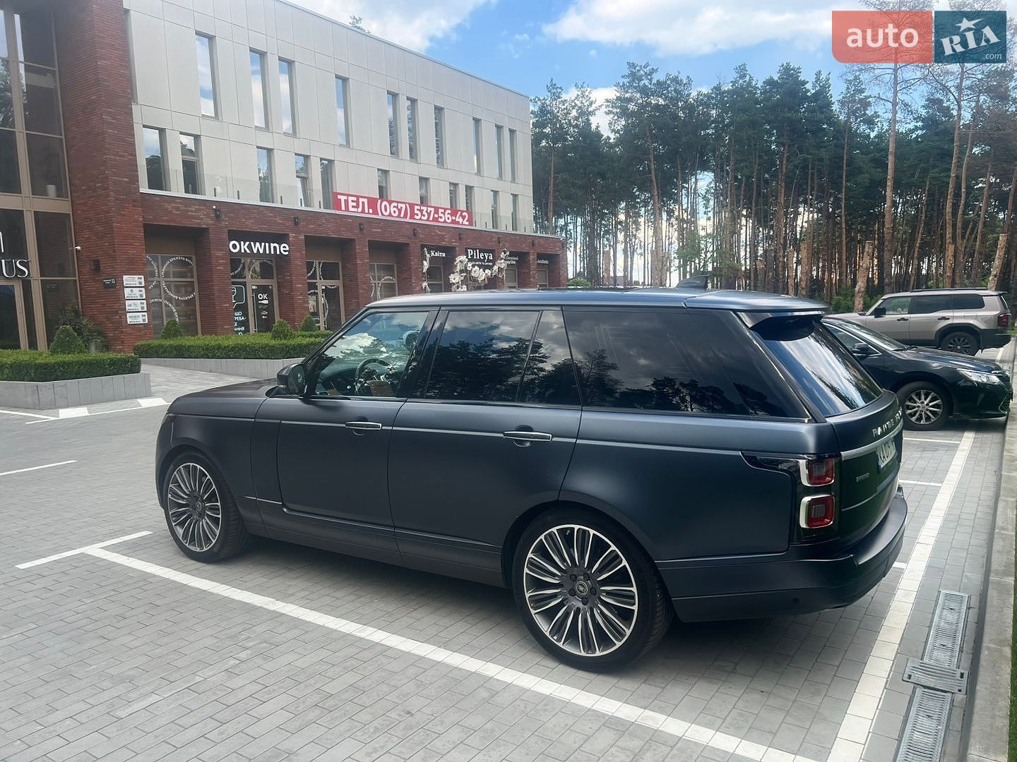 Land Rover Range Rover 2019 VIN SALGA2BJ7LA588449 фото оголошення 32 з 39