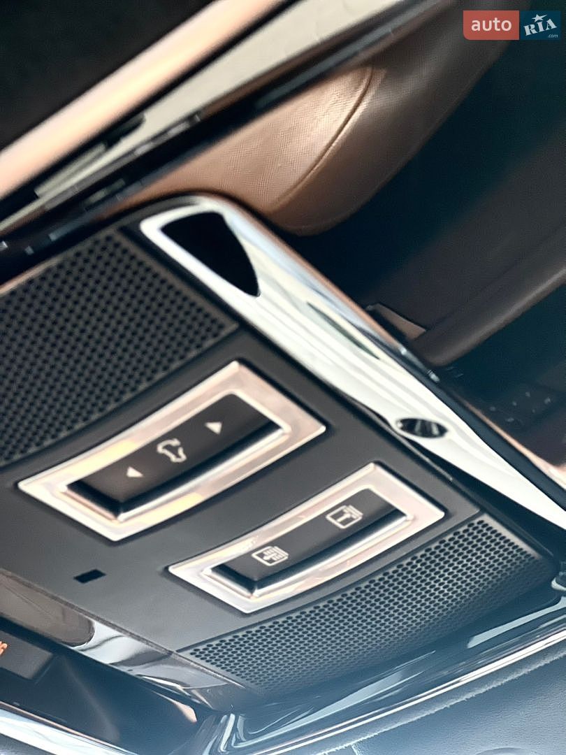 Land Rover Range Rover 2019 VIN SALGA2BJ7LA588449 фото оголошення 27 з 39