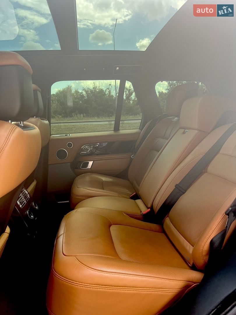 Land Rover Range Rover 2019 VIN SALGA2BJ7LA588449 фото оголошення 14 з 39