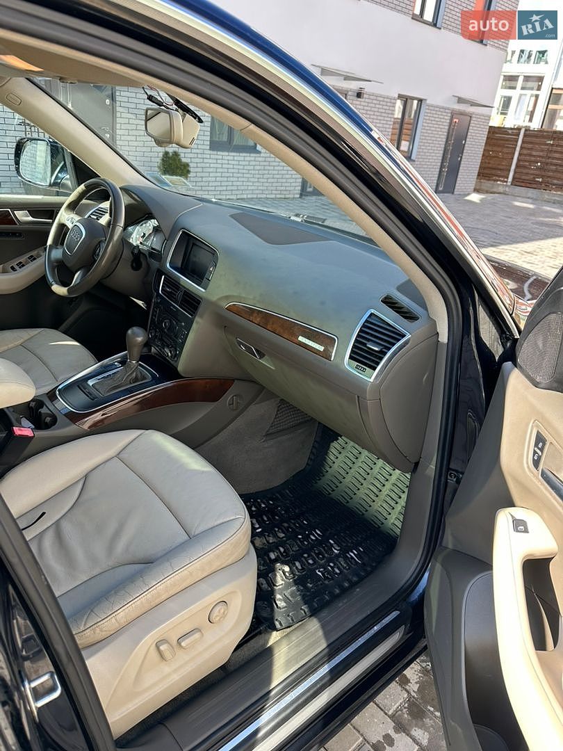 Audi Q5 2012 VIN WA1LFAFP2CA093327 фото оголошення 9 з 14