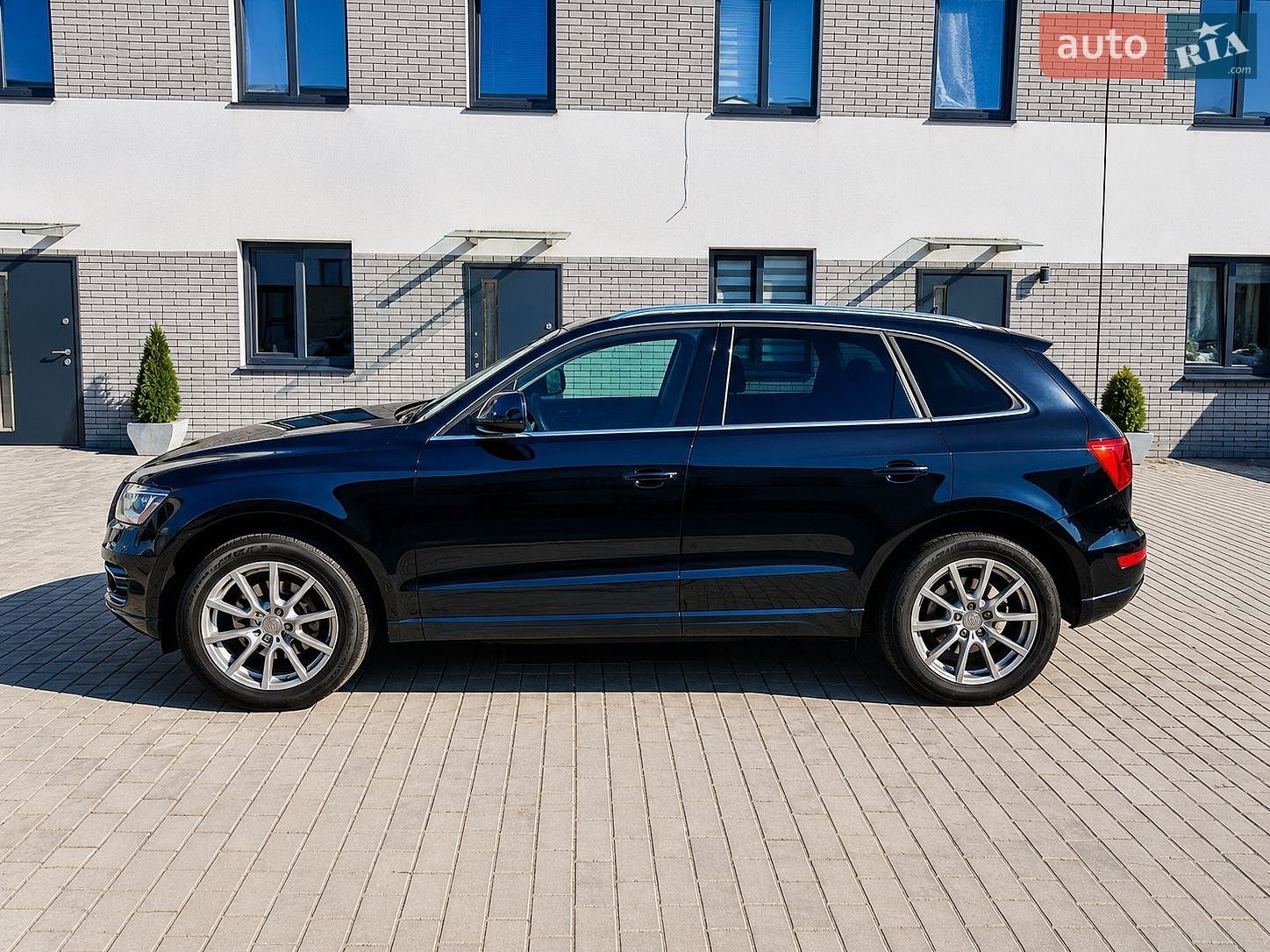 Audi Q5 2012 VIN WA1LFAFP2CA093327 фото оголошення 6 з 14