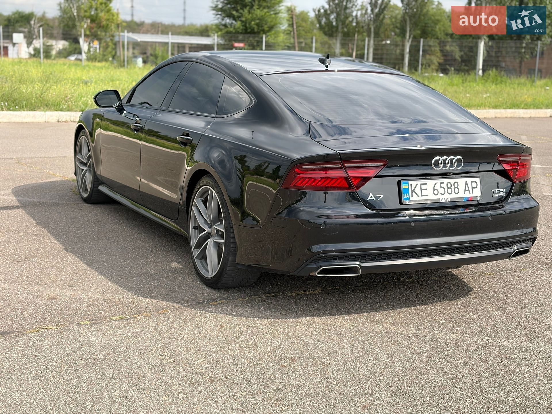 Audi A7 Sportback 2017 VIN WAUW3AFC9HN098367 фото оголошення 5 з 21