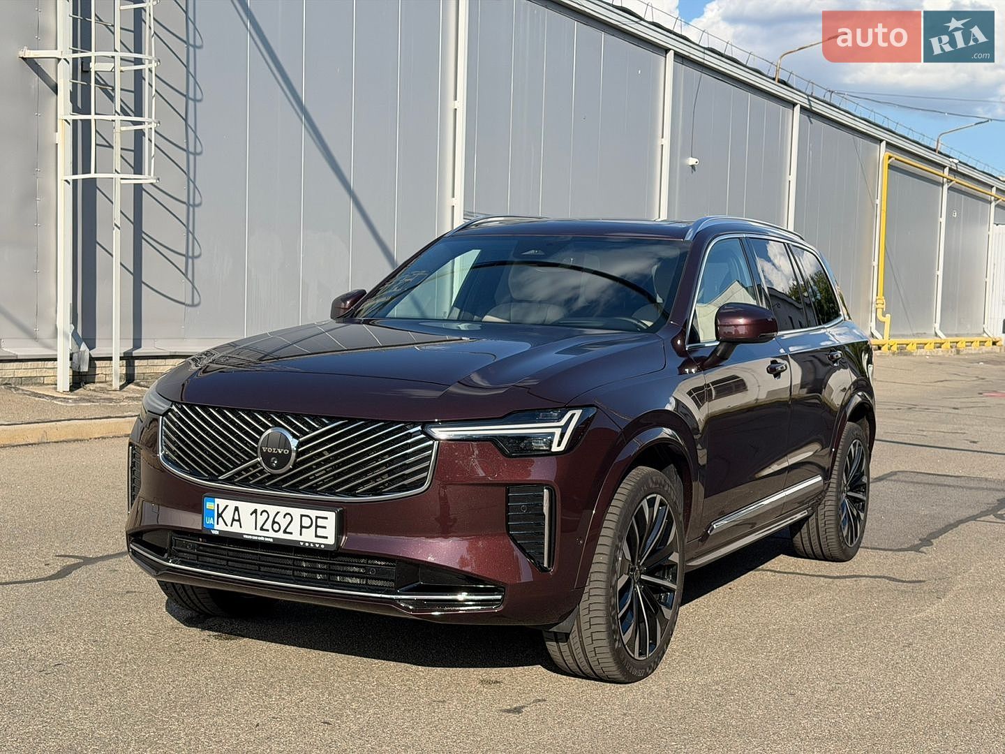 Volvo Xc90 2025 VIN YV1LFM1V9S1390908 фото оголошення 7 з 34